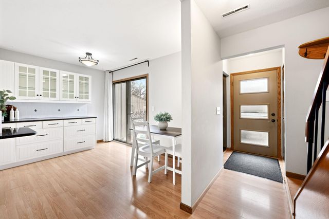 16102 18th Place N, Plymouth, MN 55447