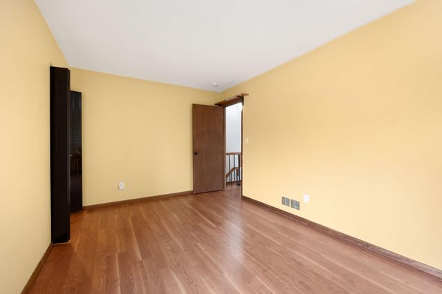 16102 18th Place N, Plymouth, MN 55447