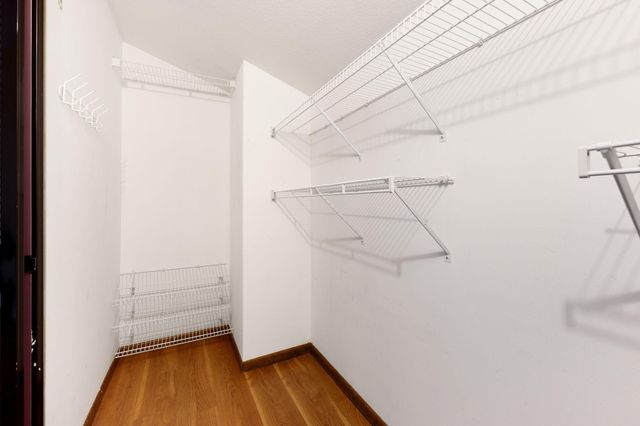 16102 18th Place N, Plymouth, MN 55447