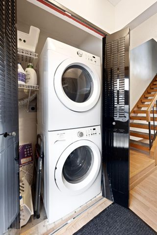 16102 18th Place N, Plymouth, MN 55447