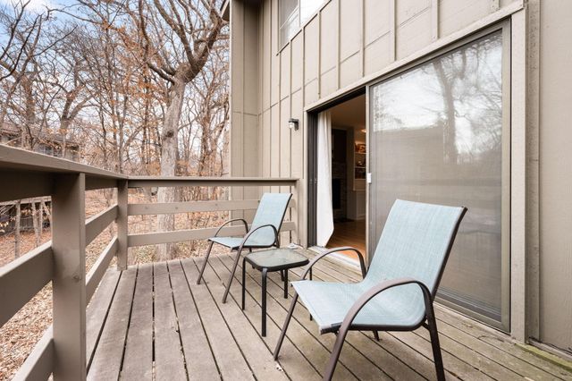 16102 18th Place N, Plymouth, MN 55447