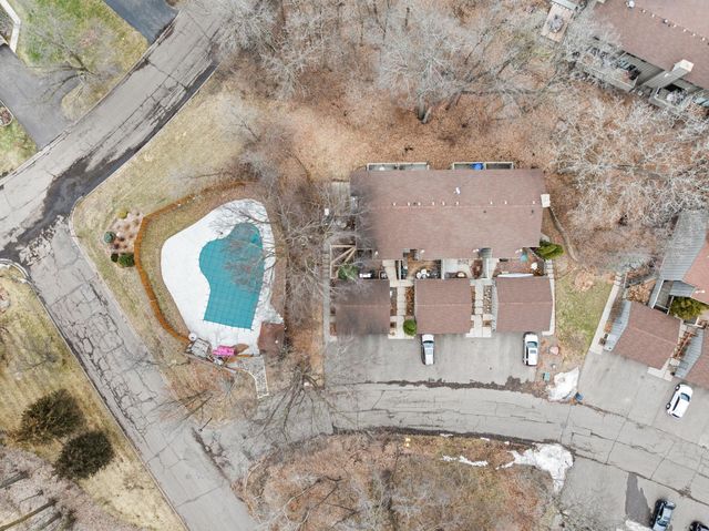 16102 18th Place N, Plymouth, MN 55447