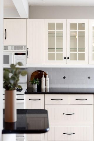 16102 18th Place N, Plymouth, MN 55447