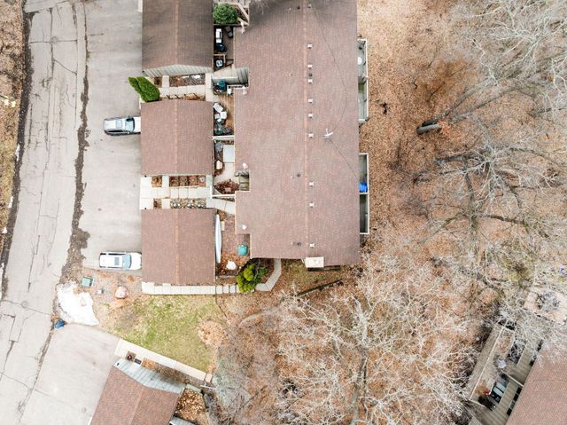 16102 18th Place N, Plymouth, MN 55447