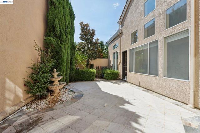 231 Majorca Dr, San Ramon, CA 94582