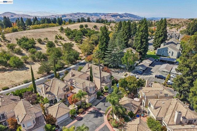 231 Majorca Dr, San Ramon, CA 94582