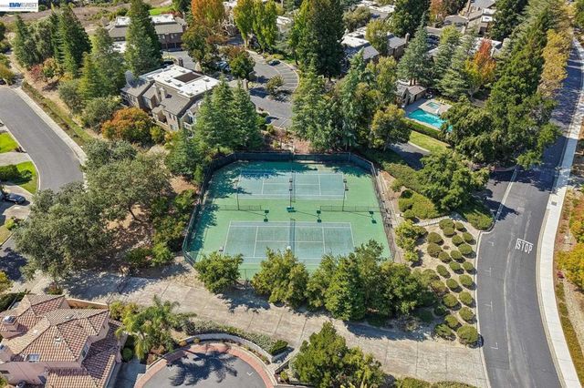 231 Majorca Dr, San Ramon, CA 94582