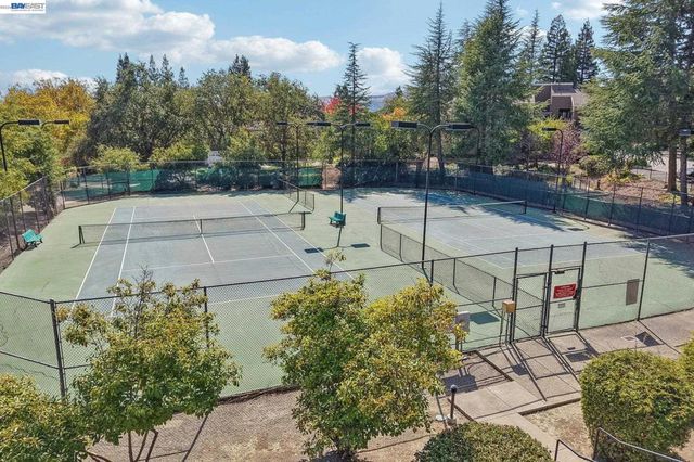 231 Majorca Dr, San Ramon, CA 94582