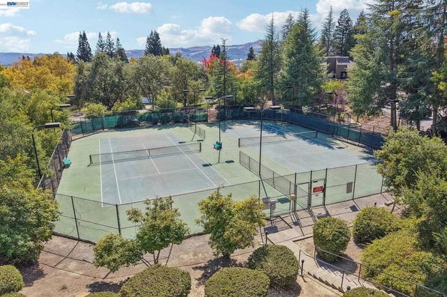 231 Majorca Dr, San Ramon, CA 94582