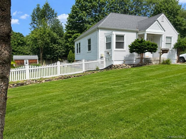 24 Eimer Street, Tappan, NY 10983