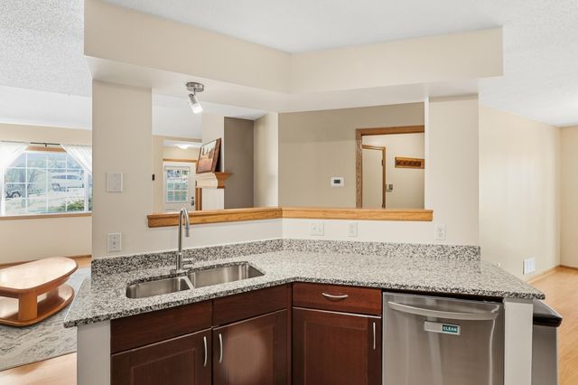 12215 County Road 11, Burnsville, MN 55337