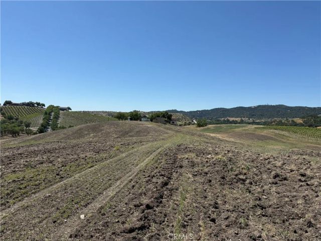 1640 Valley Quail, Paso Robles, CA 93446