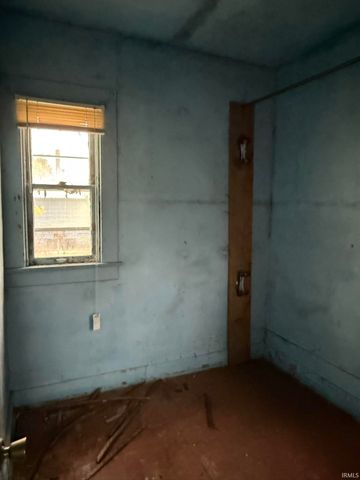 221 E Williams Street, Fort Wayne, IN 46803