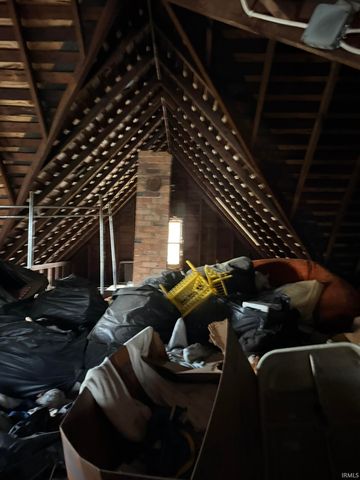 221 E Williams Street, Fort Wayne, IN 46803