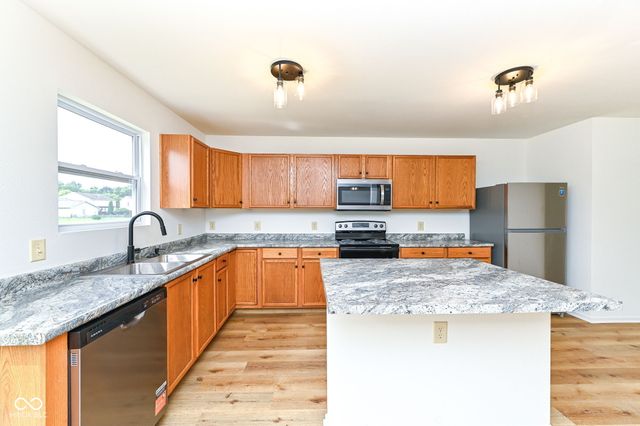 10927 Mansfield Way, Ingalls, IN 46048