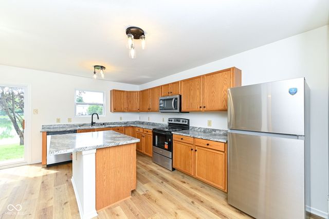 10927 Mansfield Way, Ingalls, IN 46048