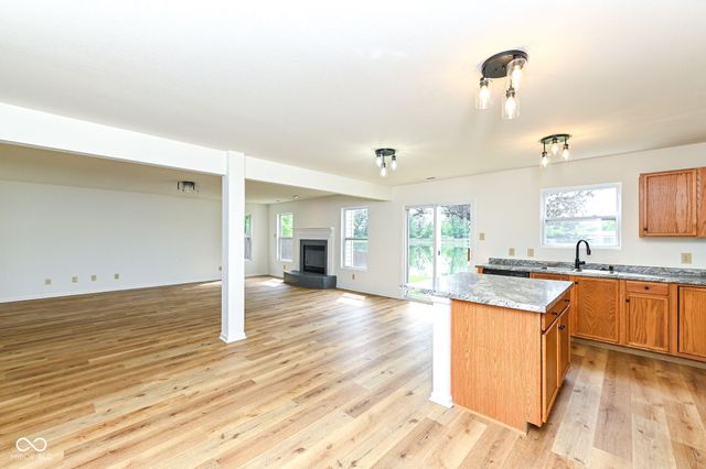 10927 Mansfield Way, Ingalls, IN 46048