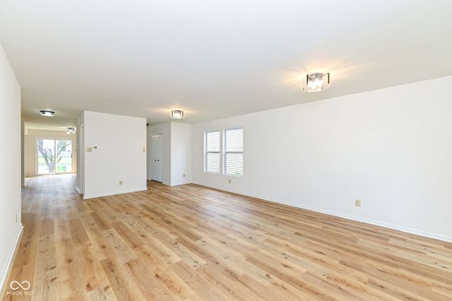 10927 Mansfield Way, Ingalls, IN 46048