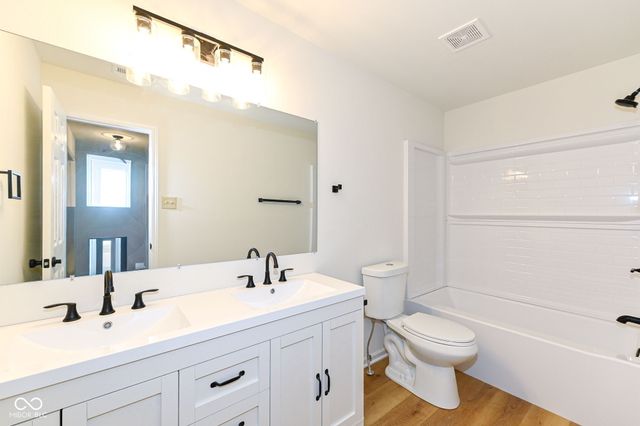 10927 Mansfield Way, Ingalls, IN 46048