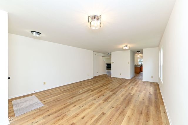 10927 Mansfield Way, Ingalls, IN 46048