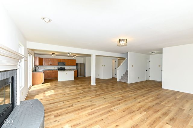 10927 Mansfield Way, Ingalls, IN 46048