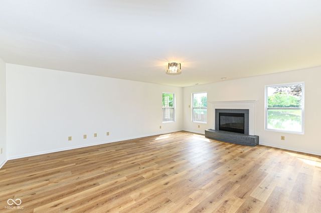 10927 Mansfield Way, Ingalls, IN 46048