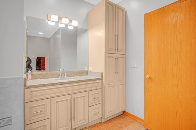 11256 Endicott Court, Orland Park, IL 60467