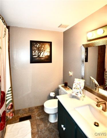 4964 Blacksmith, Clay, NY 13088