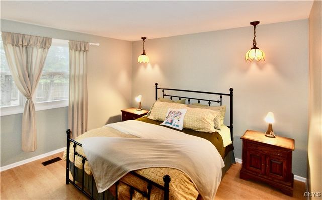 4964 Blacksmith, Clay, NY 13088