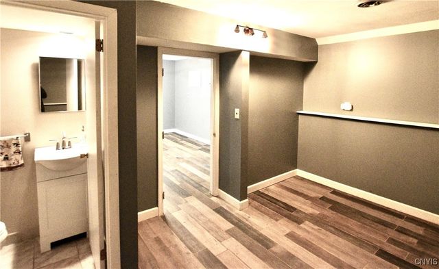 4964 Blacksmith, Clay, NY 13088