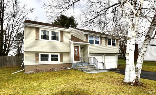 4964 Blacksmith, Clay, NY 13088