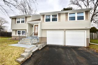 4964 Blacksmith, Clay, NY 13088