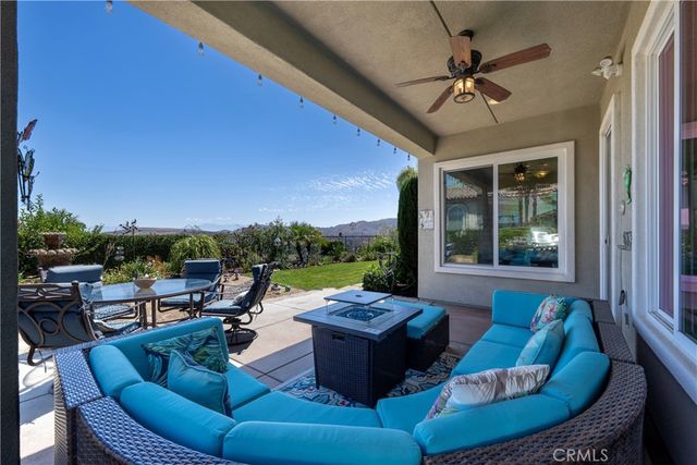 9080 Larkspur Drive, Corona, CA 92883