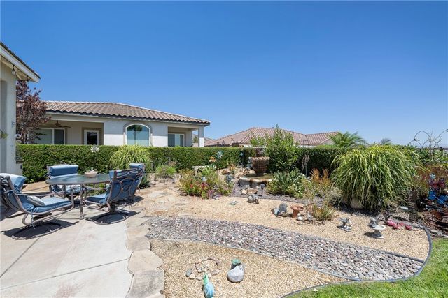 9080 Larkspur Drive, Corona, CA 92883