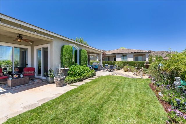 9080 Larkspur Drive, Corona, CA 92883