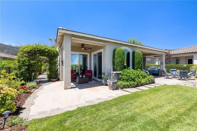 9080 Larkspur Drive, Corona, CA 92883