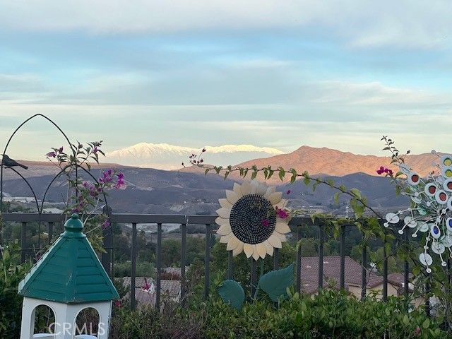 9080 Larkspur Drive, Corona, CA 92883