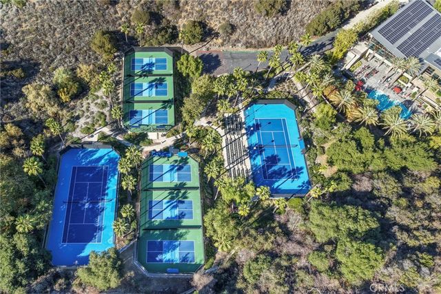 9080 Larkspur Drive, Corona, CA 92883