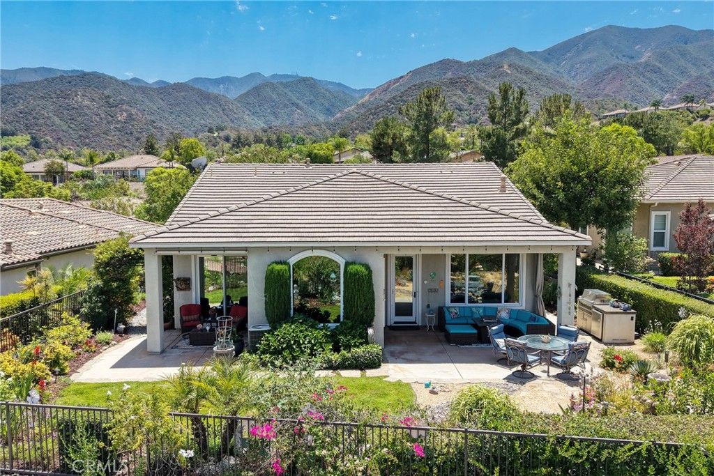 9080 Larkspur Drive, Corona, CA 92883