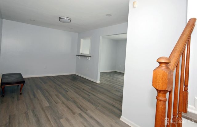 13 Tiger Lilly Court, Sayreville, NJ 08872