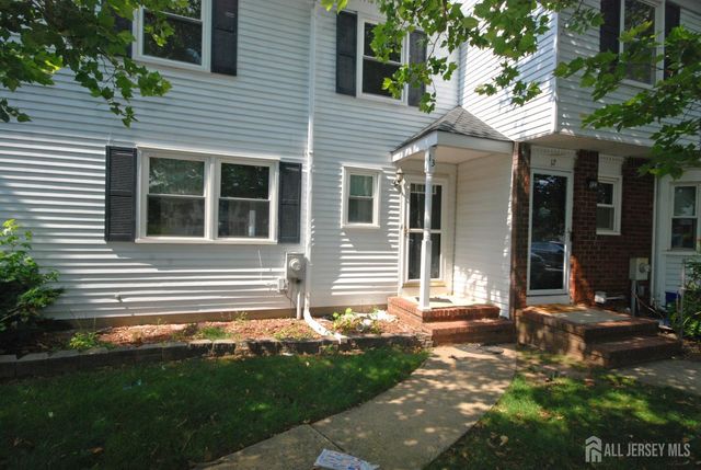 13 Tiger Lilly Court, Sayreville, NJ 08872