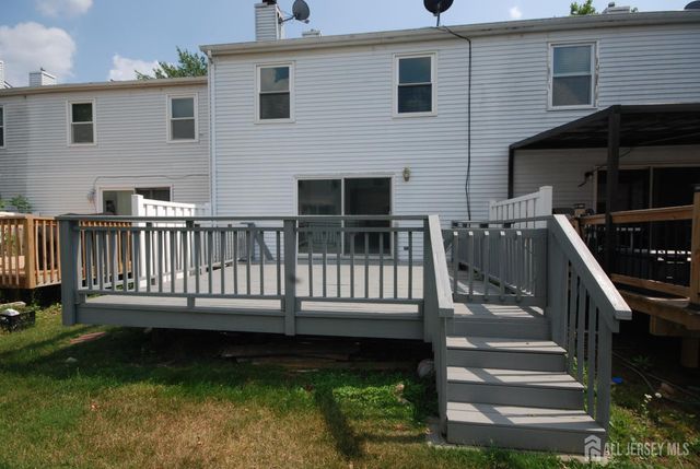 13 Tiger Lilly Court, Sayreville, NJ 08872