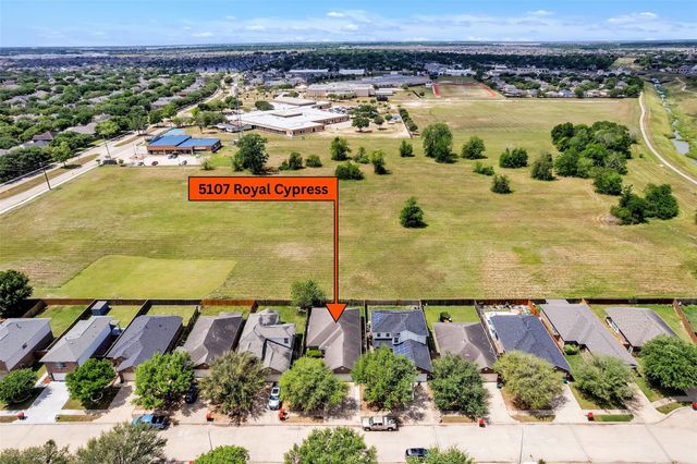 5107 Royal Cypress Drive, Katy, TX 77449
