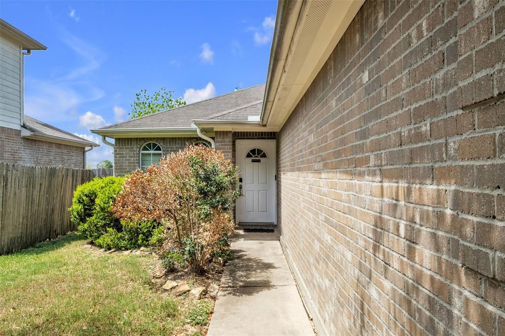 5107 Royal Cypress Drive, Katy, TX 77449