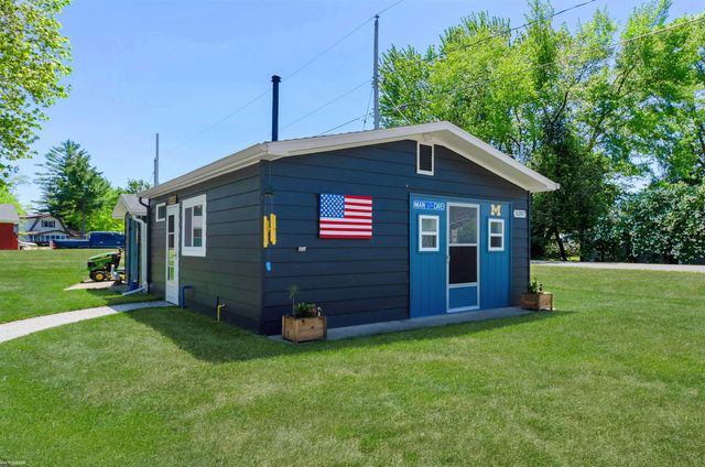 5397 Grouse Court, Billings Twp, MI 48612
