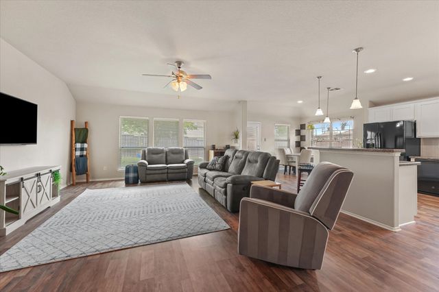 409 Harding Lane, Lavon, TX 75166