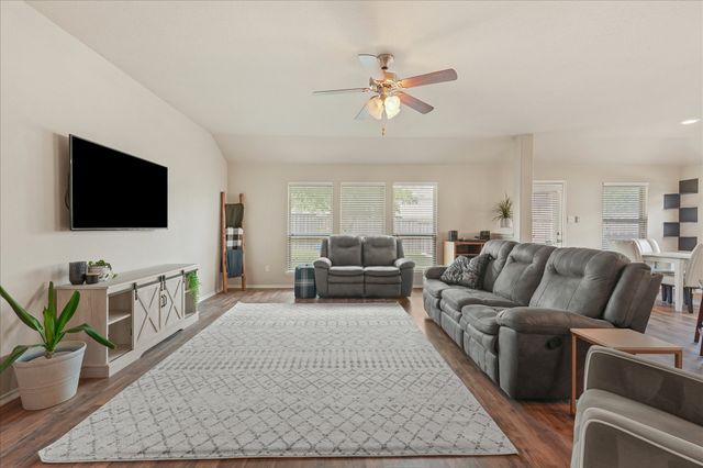 409 Harding Lane, Lavon, TX 75166