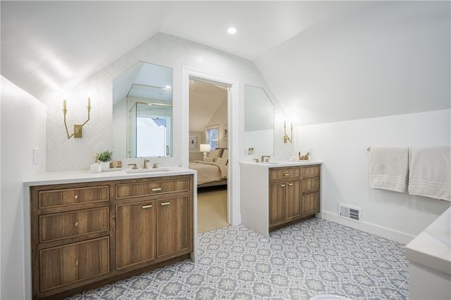 1410 Clover Street, Brighton, NY 14610