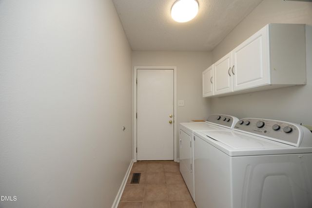 9407 Coachway, Chapel Hill, NC 27516