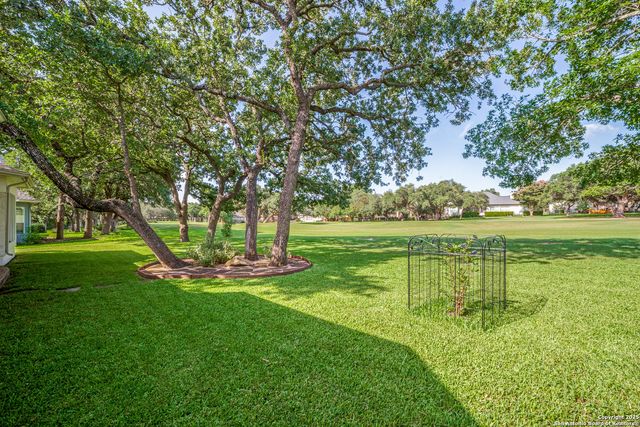 29435 Fairway Bluff, Boerne, TX 78015